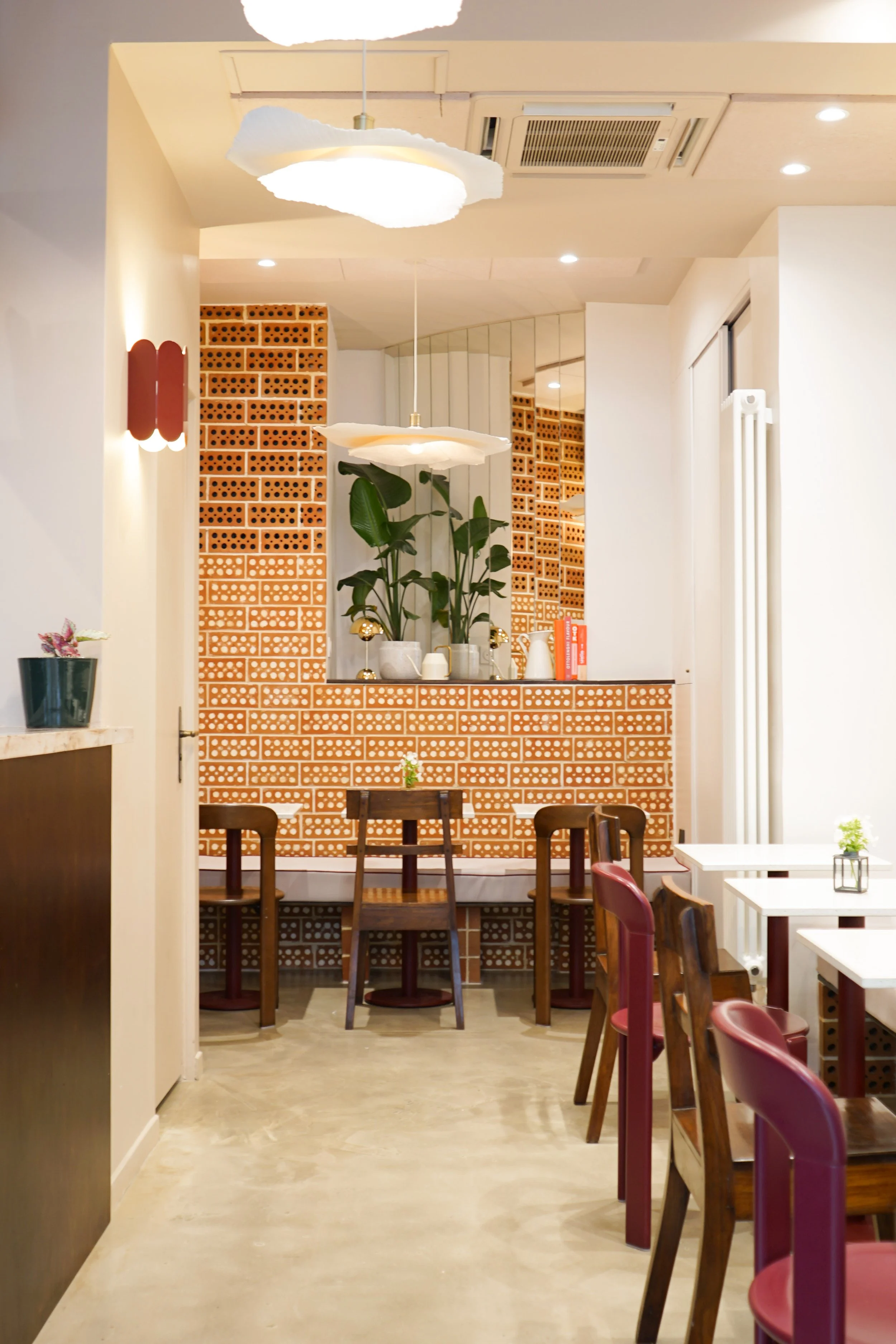 Vue extérieure — aménagement café restaurant 60 m² Paris 9e, architecte d'intérieur Studio Emsé